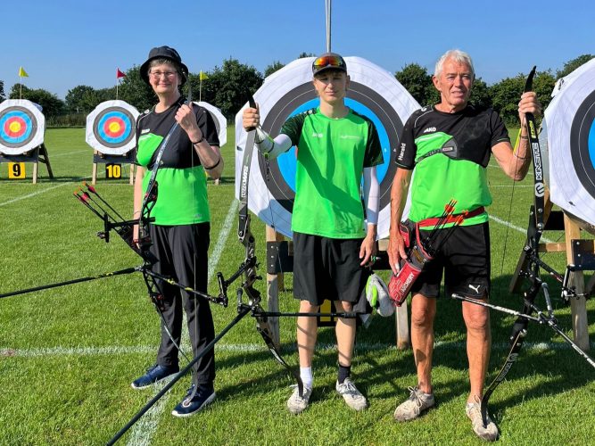 KM und LM Bogen im Freien 2025